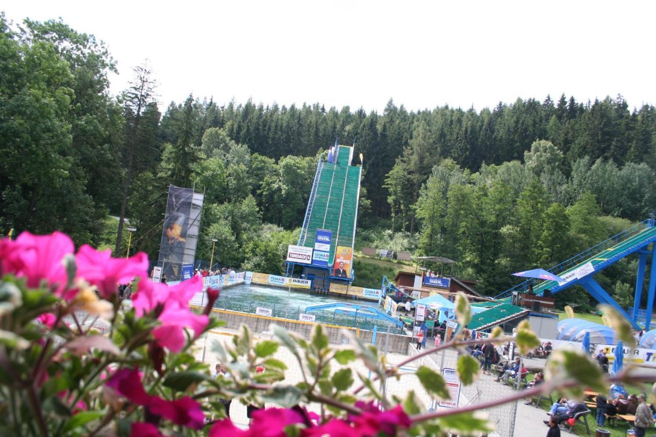 Penzion Acrobat Park Stity Exterior photo